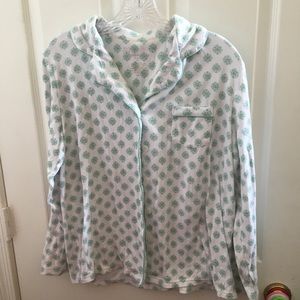 FINAL MARKDOWN Ladies Croft and barrow sleep top medium